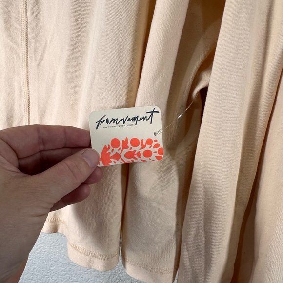 NWT Free People Movement Light Peach Sweater Women's Large - Picture 7 of 9